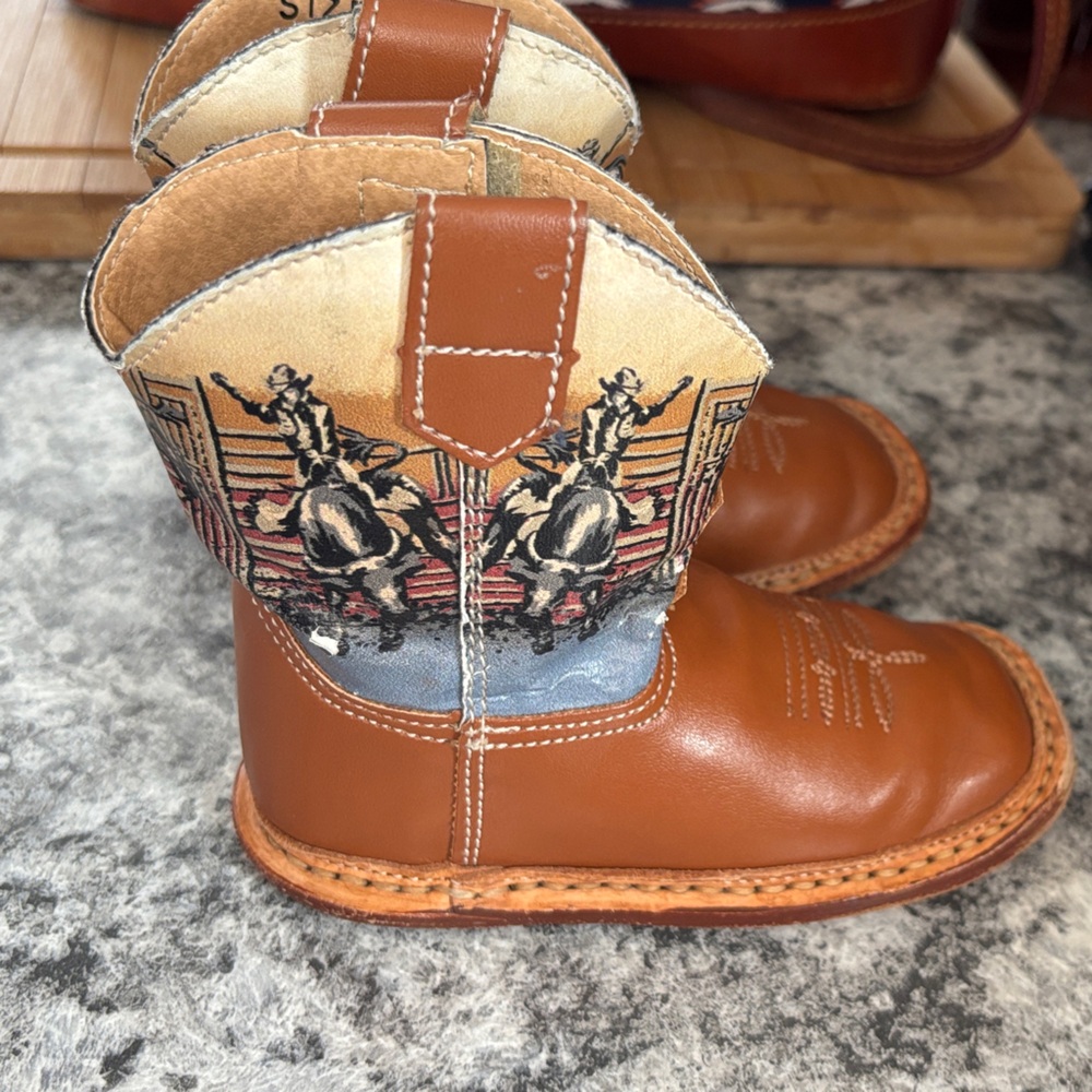 Roper Kids' Tan Boots with Cowboy Design